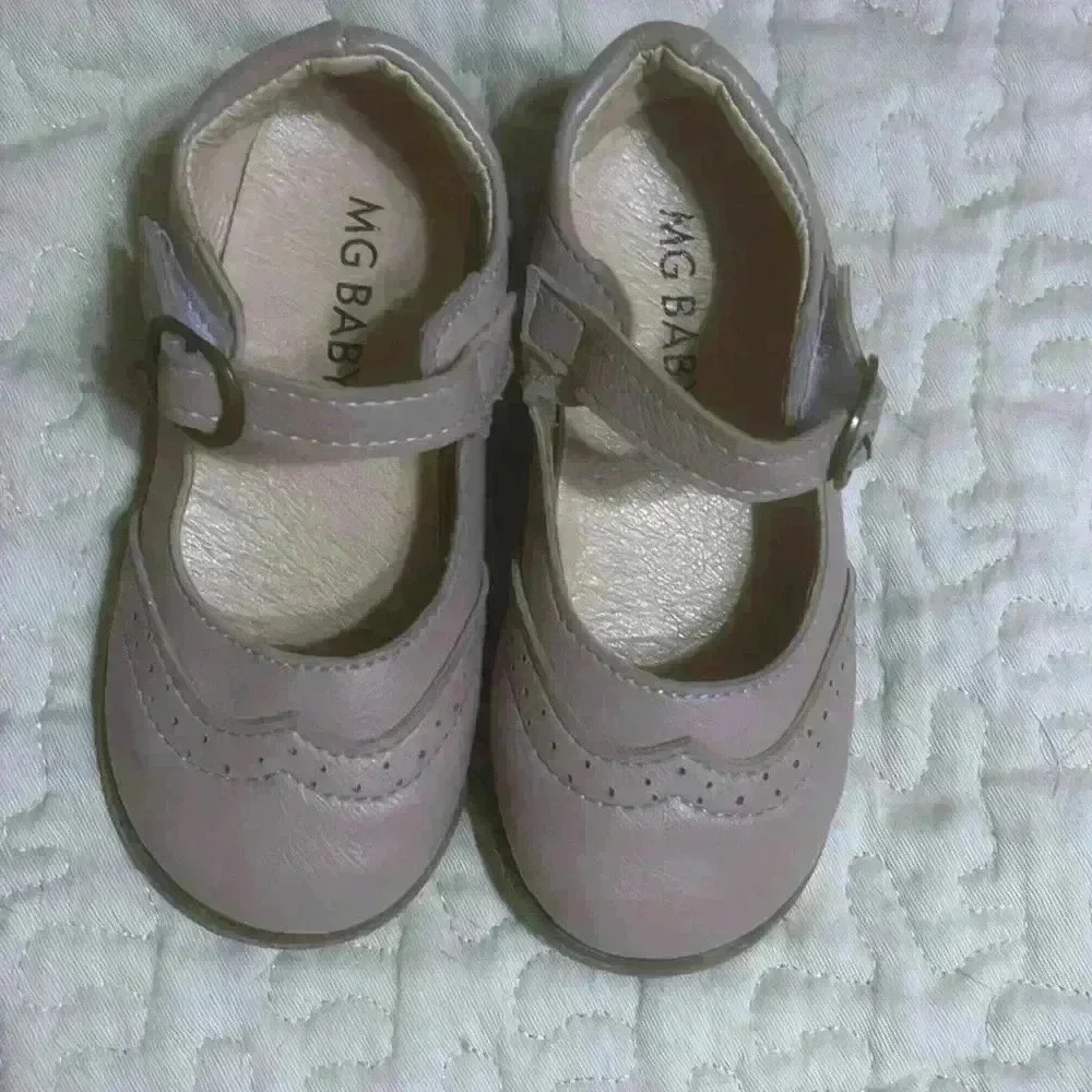 MG baby rose color